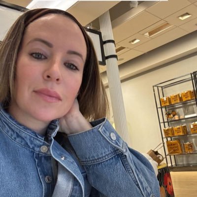 rae_helena39969's profile picture. 