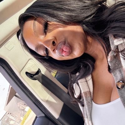 daddy’s bby 🦋 Profile