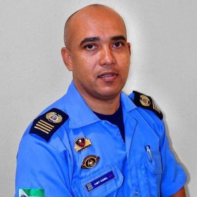 Comandante da Guarda Municipal de Ceará-Mirim; Pós graduado em Segurança Pública e Cidadania; Josué 1:9