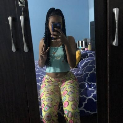 LMammii0's profile picture. 20/♑/ 🇹🇹 🏝️ ⠀⠀⠀⠀⠀ ⠀⠀⠀⠀⠀ ⠀⠀⠀⠀⠀ ⠀⠀⠀⠀⠀ ⠀⠀⠀⠀⠀ obsessed with anime & yearning men