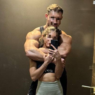 UsTwo4YouX's profile picture. 🔞 Fit UK swinger couple🍍| A 6’ built bull & his 5’ petite goddess 👩‍❤️‍👨 | Solo account @OnlyOneOliveOF 🍑 | DM for collabs 🌶 https://t.co/1lgc2CDPN9