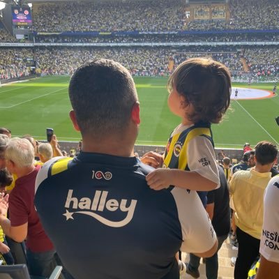 alimyilmz's profile picture. Fenerbahçe SK Kongre Üyesi