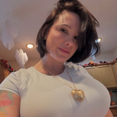 hayma51368's profile picture. My name is hayma Robi,I am from California I live in Los Angeles city
Am a single mother,I have a son of 8 years