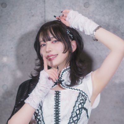 ナルアンゴって読みます。オーエムジー @OMG__official のみどり🐉ENTP サブ→ @530__035 #ΩMG #すけじゅ〜るギャル 基本的には穏やかな人柄です
