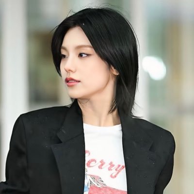 ye_jimidzy's profile picture. Itzy - Blackpink Fan Account