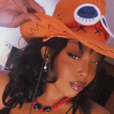 otaku hot girl 🔥 / @AtlKhaos 💕 / samurai champloo stan 🌻 / one piece era 🏴☠️