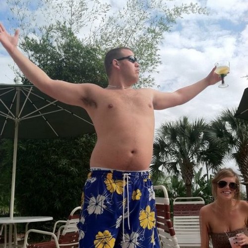 MoLloyd24's profile picture. drinkin beer and wastin bullets