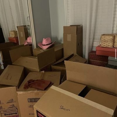 IrisMoore000's profile picture. United States of America (USA)🇺🇸