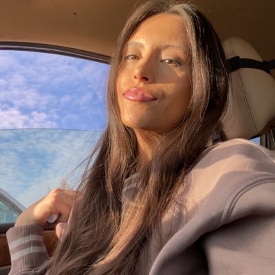 berciermckenzie's profile picture. Native American Chippewa • #sobermama • makinley kay • raeyah raye •