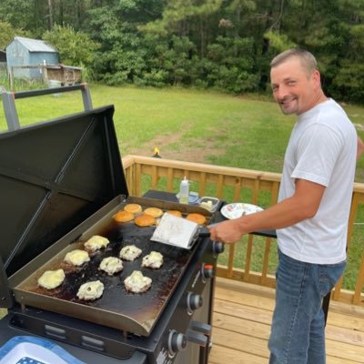 RaganRSX's profile picture. Upstate New York born, South Carolina transplant since 1995. 2A, coin/currency collector, #silverstacker