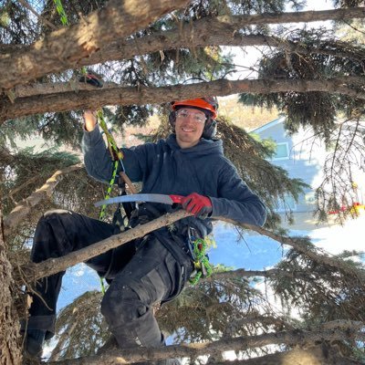 AvsCanadian's profile picture. Canada. Avalanche fan.