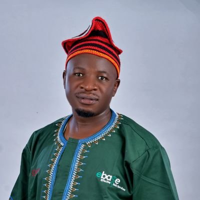 @JuliusFenji