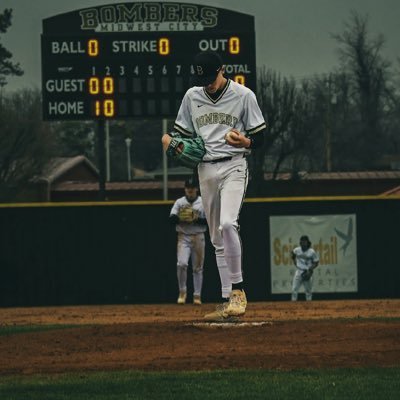 2026/baseball/ left handed pitcher/junior/3.75 gpa/6’3 160 pounds/gmail- fixicokayden1@gmail.com/ #405-740-7886/midwest city bombers