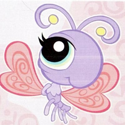 DesCareBear's profile picture. randomly logged back into this account lol