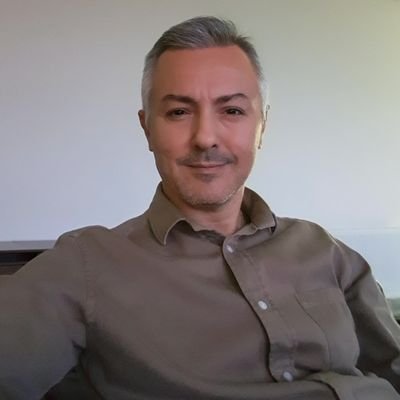 bulenteskalen's profile picture. 