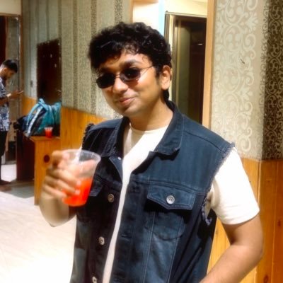 32strawberries's profile picture. 