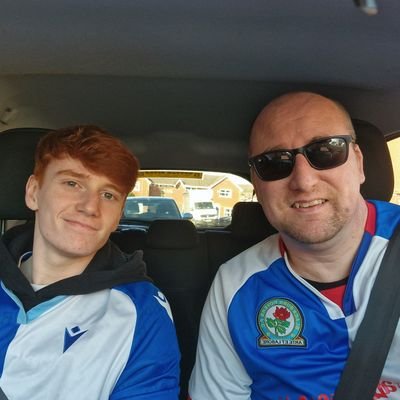 🌹 Rovers Season Ticket Holder 🌹|Owner of Todd Cantwell Fan Club X Page| Where Rovers Walk podcast - https://t.co/g1bRyGd0xD