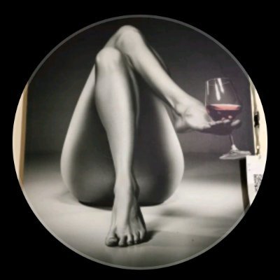 muthooooni's profile picture. Let go and let God❣️