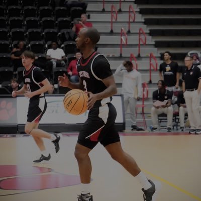 IG: kadon.fossett3 3.0GPA 📚 3 years of Eligibility left !