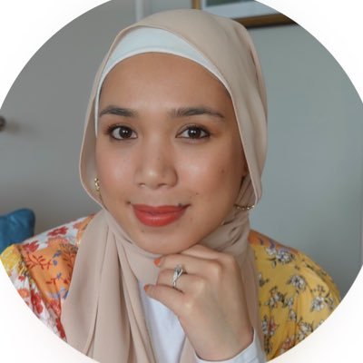 Storyteller creating meaningful social impact. Curious about my hair? I ❤ it, that's all you need to know. IG: shaelaiza.writes. (she/her)