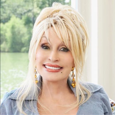 🦋Dolly Parton ✨✨✨ Enter for a chance to win this ultimate getaway weekend inspired by everyone's favorite global superstar, 📥 dollypartonmg25@outlook.com