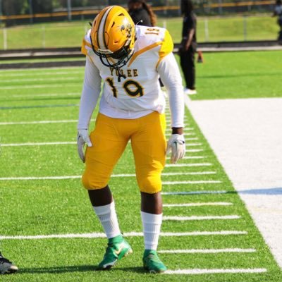 Malik Jones | Yulee high school / 5,9 200 | DL/RB | football | Class of 2025| https://t.co/JFPbdengpJ |