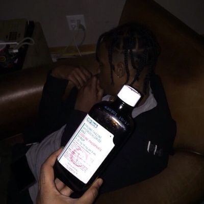 medodemu1e's profile picture. 