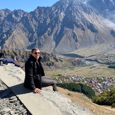 alext1983's profile picture. Cynical optimist 🇦🇺🇺🇸✈️