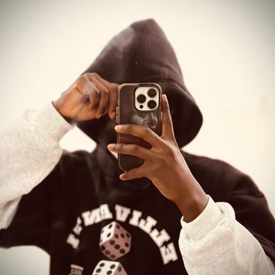 Micoperry_xxz's profile picture. https://t.co/W0Ed31sYrZ Computer Science 💻