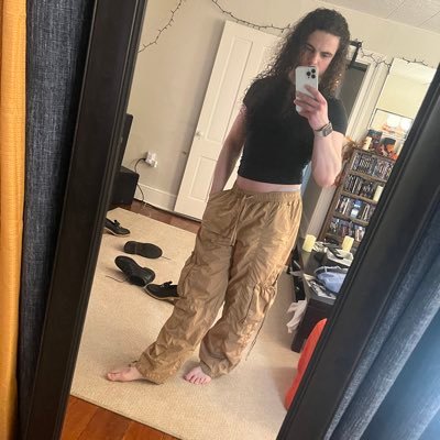 Hammoja's profile picture. I enjoy terrible movies and screaming about them. Lower case tweets are still screamed and caps tweets are double screamed.
