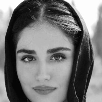 مستكشفة لما حولي،مُستمعة،، أؤمن بالاستغباء أحياناً ..وأُخطئ كثيراً فأنا مازلتُ أتعلم #🇸🇦
