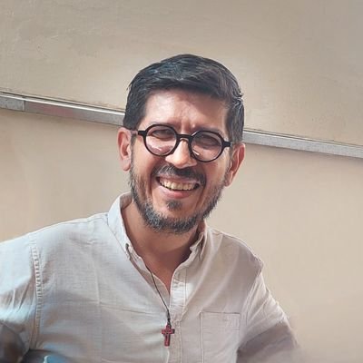 🩺Médico, sacerdote jesuita, teólogo moral. 🇲🇽
Delegado de Formación, Juventudes y Vocaciones de la Conferencia Jesuita de América Latina y el Caribe. 🌎✈️🔦