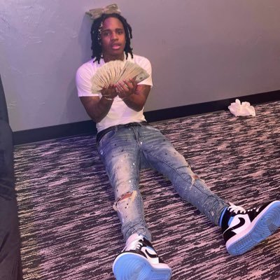 this_aint_eli's profile picture.