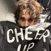 aubree 𝜗𝜚 ⋆˚࿔ (@skeetzkeating) Twitter profile photo