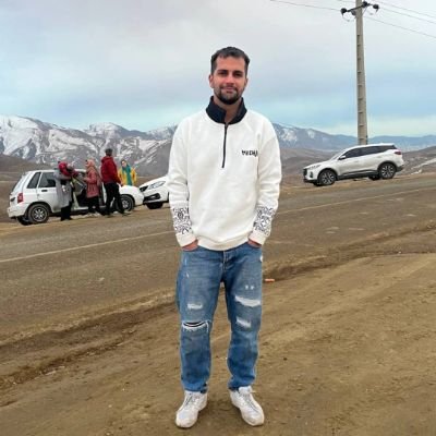 یه آدم کاملا معمولی :))
گیرم که خلق را به طریقی فریفتی؛ با دست انتقام طبیعت چه میکنی؟
زینب اُجادان پَرچَمه کُفرون اَلی چاتماز🏴