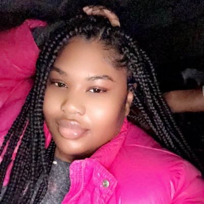 I JUST WANNA BE WEALTHY WITH MY POCKETS LOOKING👀 FAT 💸AND MY NIGGA LOOKING 👀HEALTHY 😋