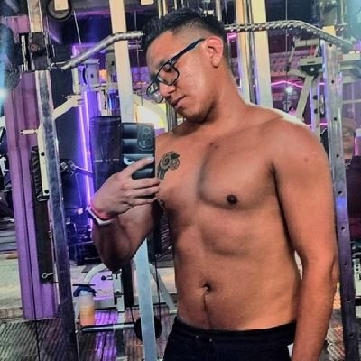 Egresado en psicólogia, me gusta mucho ir al gym, me gusta escuchar música!! ❤️❤️😍😍💪🏽💪🏽😎😎