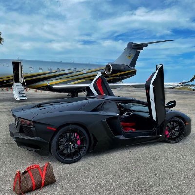 Contest lover 🚀 | Online earner 💰 | Travel junkie 🌍 | Content creator 🎥 | Crypto explorer 🔥. Hustling for wins! #ContestLife
$BTC $ETH $PI #crypto