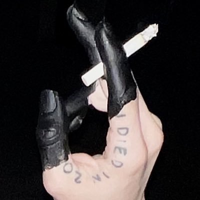 wtf_uzair__'s profile picture. Everyone deserve to be happy not today but someday.✨