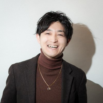 ■古民家コワーキングスペース #office_campus を運営するソーシャルデザイナー、クリエイティブディレクター ◾まちづくりPJ10件以上|コワーキング×地域×デザインで場を編集する人。
◾三田市の地域活動に関わって10年 ◾孤独の人が孤独じゃなくなる場をつくる。