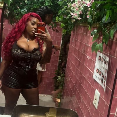 IG :guts_glam_glory ❤️ You in my business don't do that !!!Georgia Peach turned houston hottie ❤️