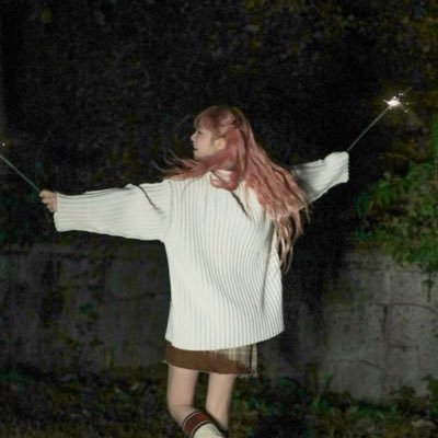 utzCuE5xWy6352's profile picture. 