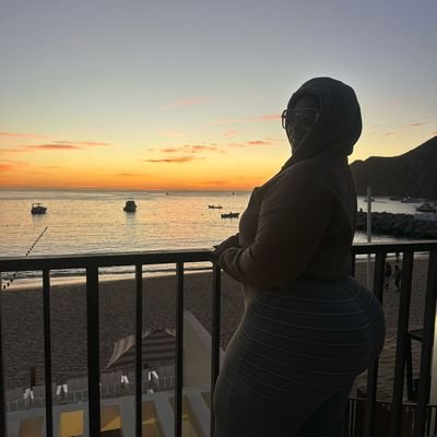 themindfulcfo's profile picture. You didn’t start a business to track cash flow—I did. Let’s get you back to a healthy balance of stability & peace of mind. #theMindfulCFO