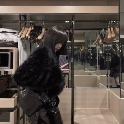 asmaaahmet55's profile picture. 她就像那朵盛开的花，盛放着属于自己的美丽 。