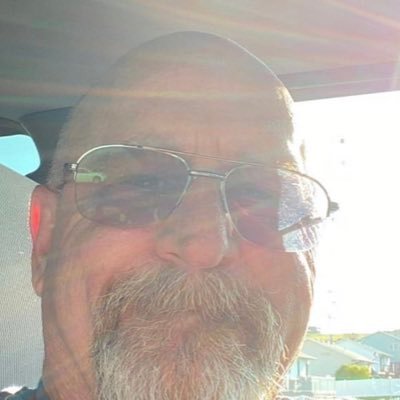 Happiefeet49's profile picture. I buy FEETPICS and paying first before you send. Add my telegram @ Ronald4949