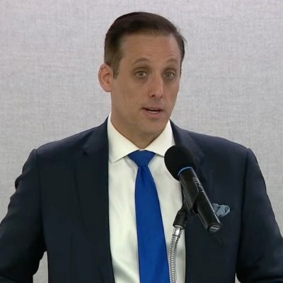 Shen Yun MC, tracking the CCP’s attempts to stop us for 18 years. Writer and podcast host. Dad, husband, baseball fan, and always planning on getting in shape.