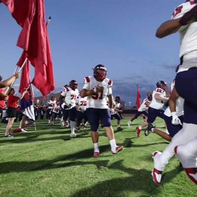 C/o 2026 Centennial high school, Peoria,AZ Football 🏈 OL/LS 3.75 GPA Cell: 480-474-7428 Hudl: https://t.co/zevB5wmuOs Height:5’11 weight:275