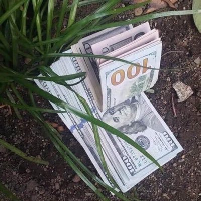 It’s random 💯 Blessings and you are lucky 🍀 to be selected to pay 💰 all your bills or Christmas 🎄 coming up soon and financial support ❤️ “ So Dm me