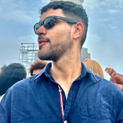 29. full-time nerd and software developer, sometimes tennis, sometimes call of duty and always optimist… lights will guide me home 🇵🇦🇻🇪
