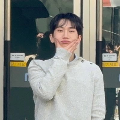 foreverlov2btob's profile picture. 비투비 영원히 사랑해 !♥! 사랑한다는 말보다 더 큰 표현이 없다면 더 많이 하자 / 2n/ 멘션스루고의x,,